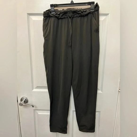 NEW Lululemon Keep Moving Pant 7/8 High-Rise Graphite Grey SZ 8 - Picture 4 of 9